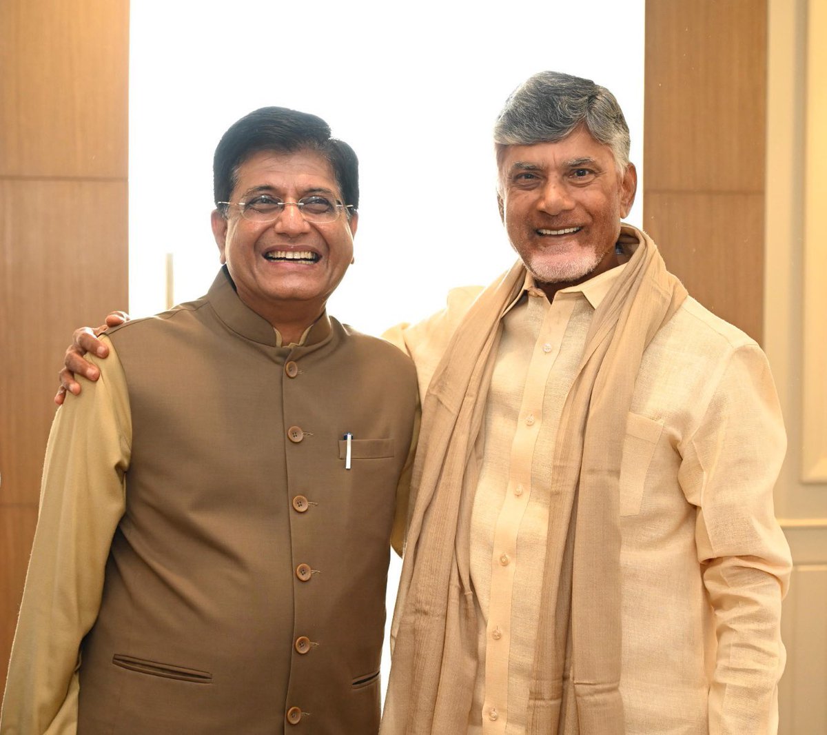 PiyushGoyal's tweet photo. Warm birthday greetings to the Chief Minister of Andhra Pradesh and my friend, N Chandrababu Naidu Garu.

Your efforts to transform Andhra Pradesh into a progressive and prosperous state are laying the foundation for its bright future. I sincerely admire your vision of leveraging innovation and technology to spur economic growth.

May you be blessed with a long and healthy life in the service of the nation.

@ncbn