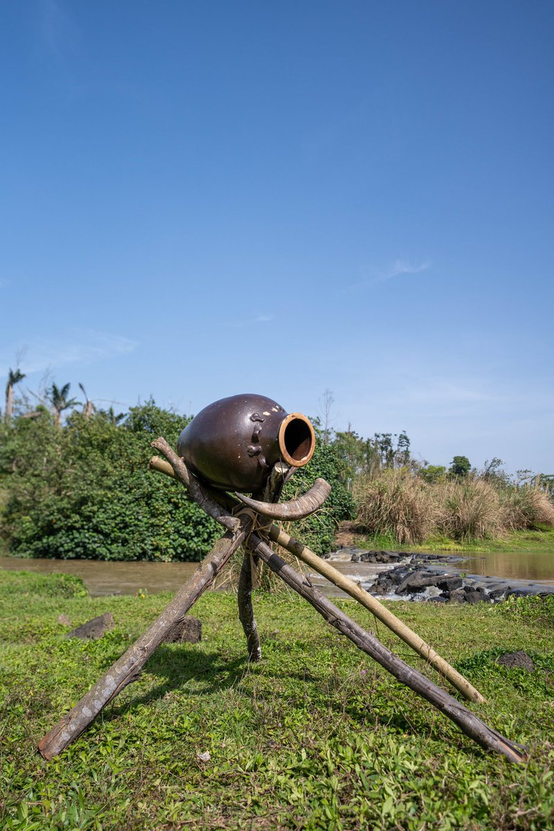 drifteque's tweet photo. Pleased to create the special sound installation with Old Captain, a promonemt Chinese Li ceramic artist. My soundwork is now at Wuyuanhe riverside. Pls check, and feel the sound echoing with natural ambience. https://t.co/CwWlkRrVeo