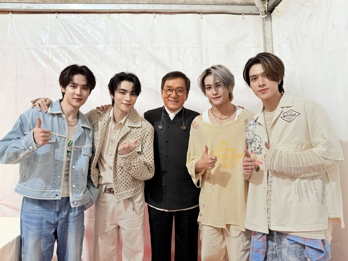WayV tweet media