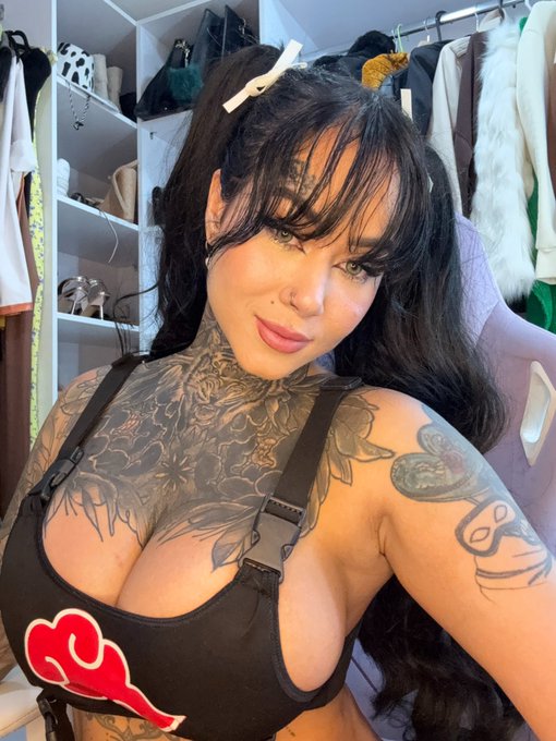 Watch isabelle goncalves's leaked NSFW photo on TwXstars