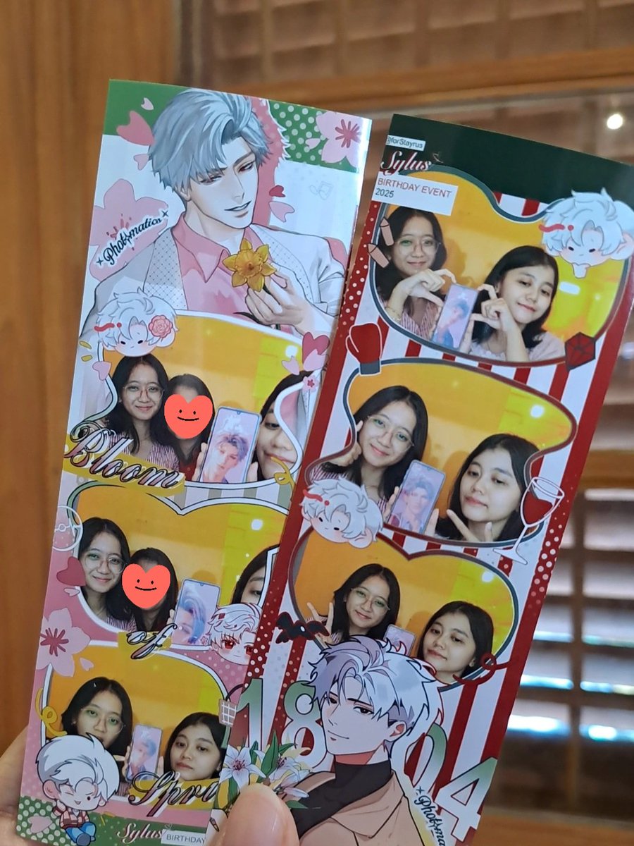 monosortia's tweet photo. once again, happiest bday for my twin 🤝
(with @novelluv)
thank u @forStayrus for the pretty frame ✨️
#BloomOfSpring #PureLoveForSylus #BondedWithSylus https://t.co/NCWNB9WWCF