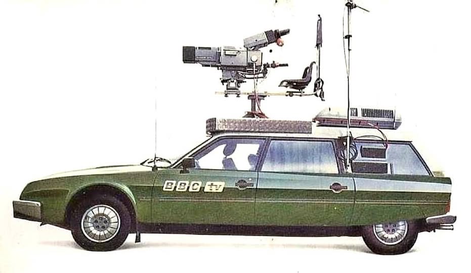 slobodan_ukic's tweet photo. The Citroën CX used by the BBC televising from horse races and other race tracks.
#citroën #citroen #ds #citroends #dscitroen #traction #tractionavant #citroensm #citroencx #citroenxm #citroenfrance #citroenfanphoto #autocitroen #frenchcars #oldcitroen #oldcars #voiture #france https://t.co/WsxC3K3Uc3