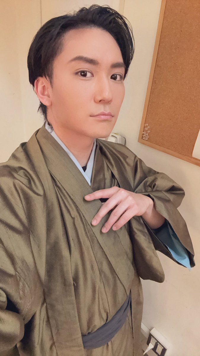 #赤塚不二夫スクラップブック

全公演終了しました!!!
ご来場下さった全ての皆様
ありがとうございました

不条理な世界...いかがでしたか？
毎日、楽しくイベントのような感覚
また...会える日まで^ ^

ありがとう!!!なのだ!!!ざます!!!!

※女を演じれたこと誇りに思います