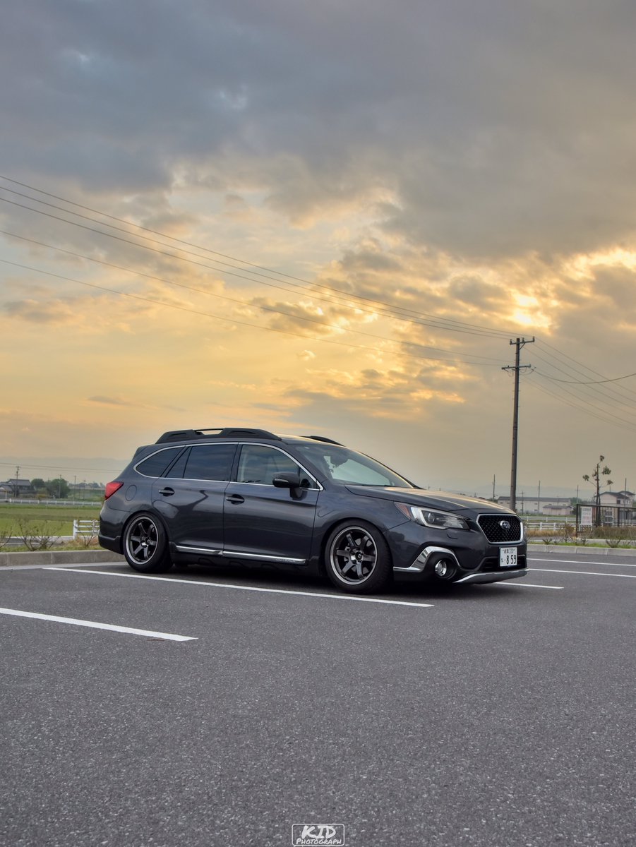 Kittokatto_1's tweet photo. New style

・XYZ 
車高調　Type SS-SU17-1

・RAYS
TE37SL 18X10J+40

・AZ
加工ヘッドライト(サイドマーカー取付)

下げバック🔥
ノーマルアーム爪折りなしの拘り
タイヤはサイズ感見るためのお試しで255/45にしたけど割といい感じ

USテールランプ売り案件あれば教えてください😌 https://t.co/3jPGZvxSEE