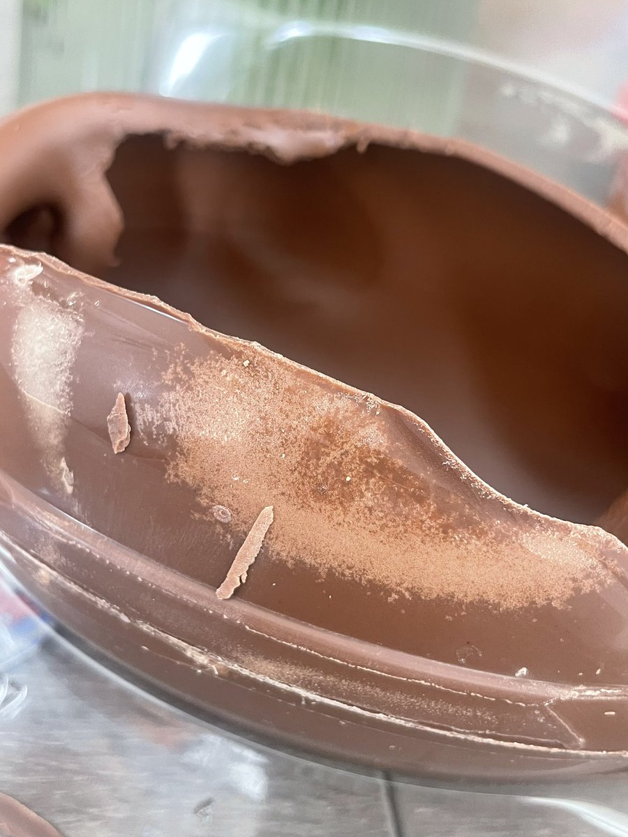 VictoriaSWFL's tweet photo. @thorntonschocs truly disappointed in your product! I purchased one of your dinosaur Easter eggs for my son to open it up and find it like this. Won’t be purchasing again. https://t.co/zOPltYHJUU