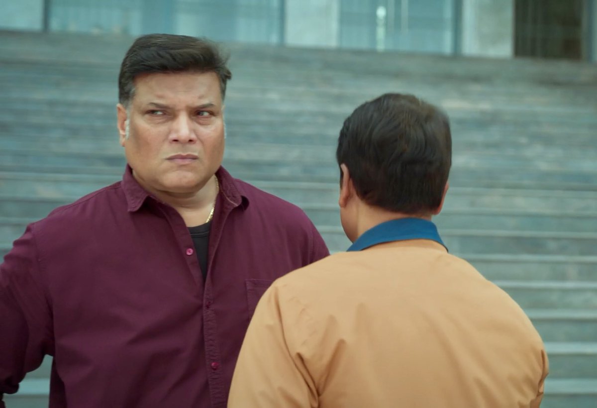 srishtimjain09's tweet photo. Love these 2 scenes from this &amp; last week's epis. Daya sir getting angry &amp; answering on behalf of Abhi sir even before Abhi sir could do so himself. If it's about him, he can tolerate it. But when insults are being thrown at his brother he cannot &amp; will not stand down
#CID2 #CID https://t.co/lJNFDvALED