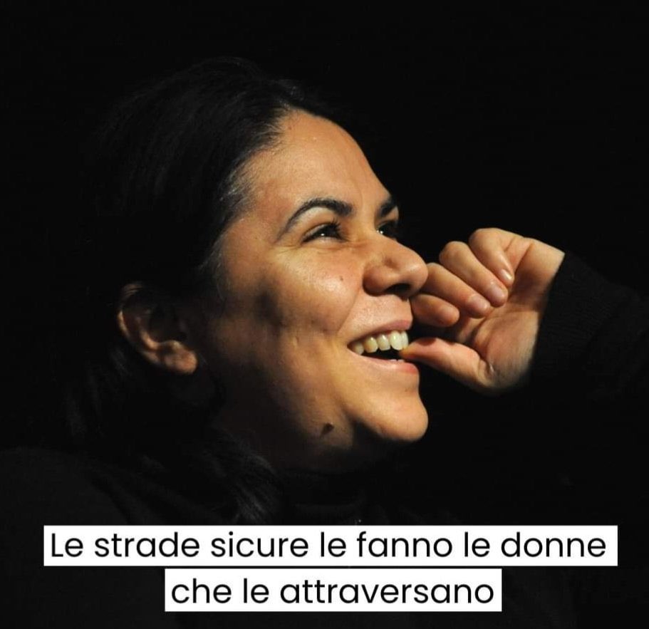 #michelamurgia ci manchi… tanto… ma grazie per averci lasciato una eredità così ricca di insegnamenti che ci permette di dire “cosa avrebbe detto/fatto Michela?” trovando la risposta nei tuoi scritti/discorsi. 
#noisiamotempesta <a href="/KelleddaMurgia/">Michela Murgia</a>