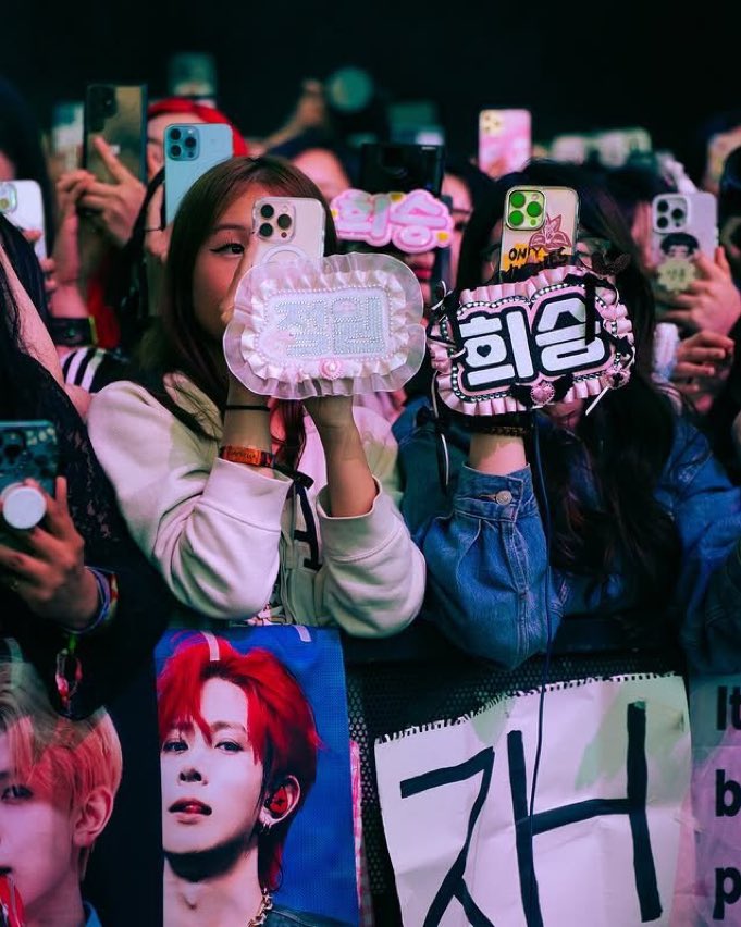 hsngO1's tweet photo. “희승” 
“희승” 
*heeseung banner* 
*heeseung banner*

OH HEESEUNG YOU ARE SO LOVED 🥹 https://t.co/fZ5tIpFMs0