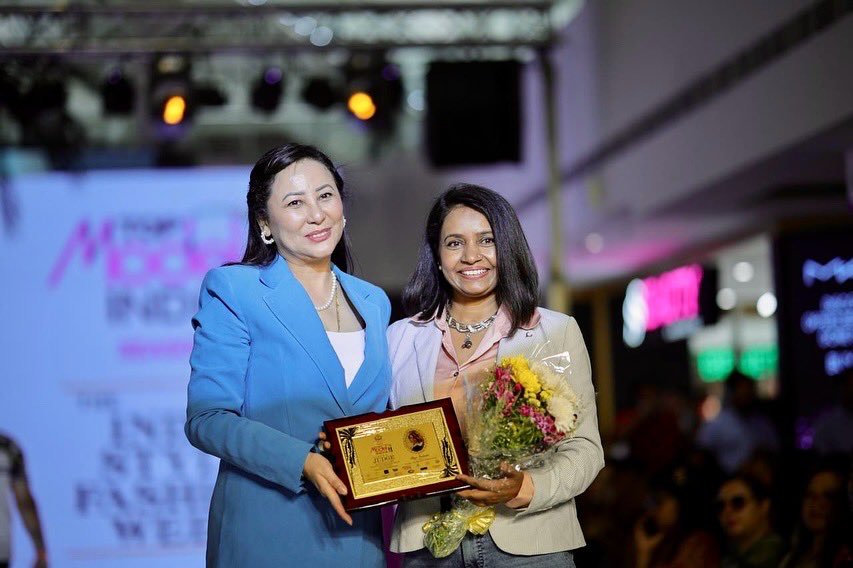 rheaavashist's tweet image. Honored to be a judge for Top Model India Season 7!
Huge thank you to Rajani Subha for this incredible opportunity—truly grateful to be part of such an amazing platform celebrating talent, style, and confidence.
Let the glam begin!

#TopModelIndia #riyavashiat #Gratitude