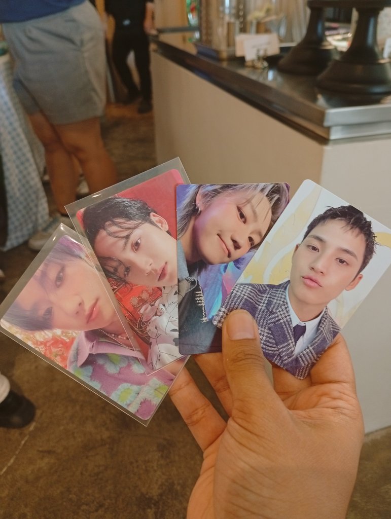 7th year.just Aster saw TxT𓇢𓆸ᯓ𖤐 tweet media