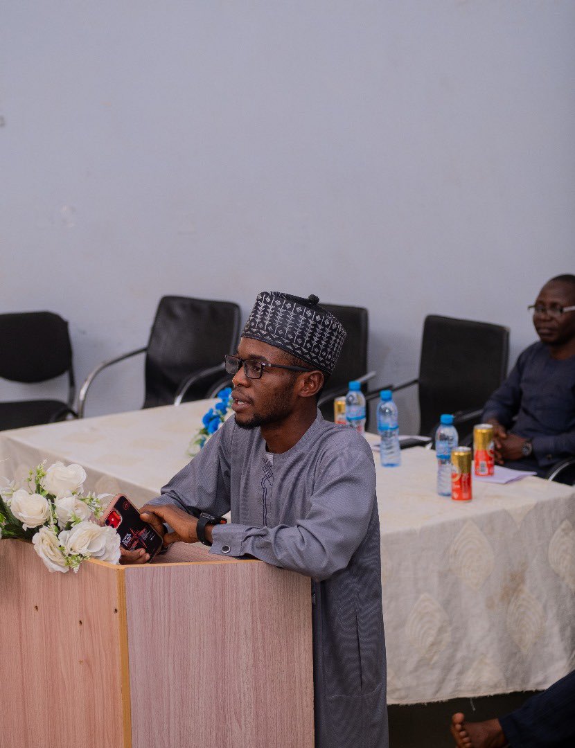 EDSA_abuzaria's tweet photo. Who’s your President? 🤔 @nuesa_abuzaria, @official_abumsa and others
We know EDSA President @SenGattaHassan 👑
He’s building legacies 🏛️ - and designing the spaces 🏙️ we’ll live in.
#EDSAOnTop #DesigningTheFuture
@ABU_Campus @abuinsight @ABU_CM_ @michiganalumni @ABU_alumni https://t.co/STvj0kdbsh