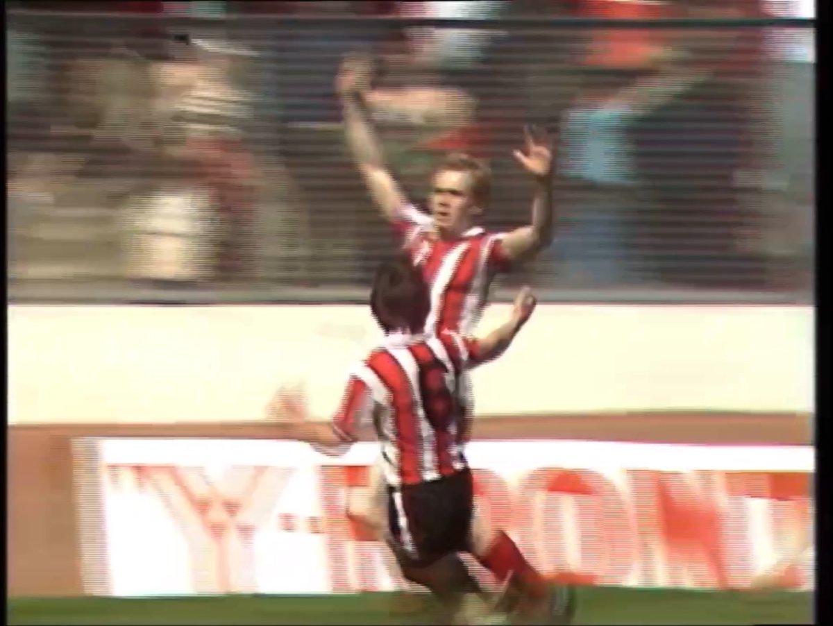 Iain Taylor puts the Rabs 1-0 at Hampden against Kilbirnie Ladeside on the 21st May 1977.

We would sadly go on to lose 3-1 and it would be the last time Rob Roy appeared at Hampden.