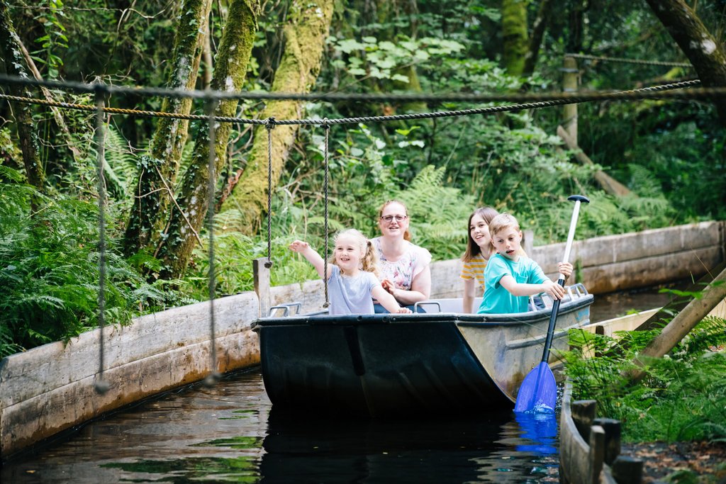 📍 Parc Teulu Gelli Gyffwrdd

Chwilio am ddiwrnod llawn antur i'r teulu oll?

Cynlluniwch eich antur nesaf drwy ymweld â'n gwefan 👉️ visitsnowdonia.info/cy/dod-o-hyd-i… 

#HwylynEryriaPhenLlŷn #croesoeryri #teimlarhwyl #eryri #hwyl