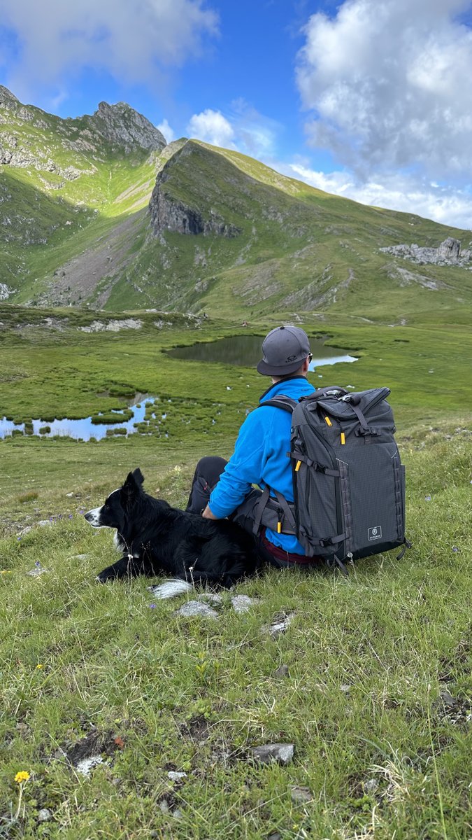 VanguardPhotoES's tweet image. ¿Te gusta explorar? La serie de mochilas Veo Active de Vanguard es versátil y cómoda para llevar tu equipo a cualquier lugar. 🏞️📷 
👉 vanguardworld.es/collections/ve…
#vanguardworldes #veo active