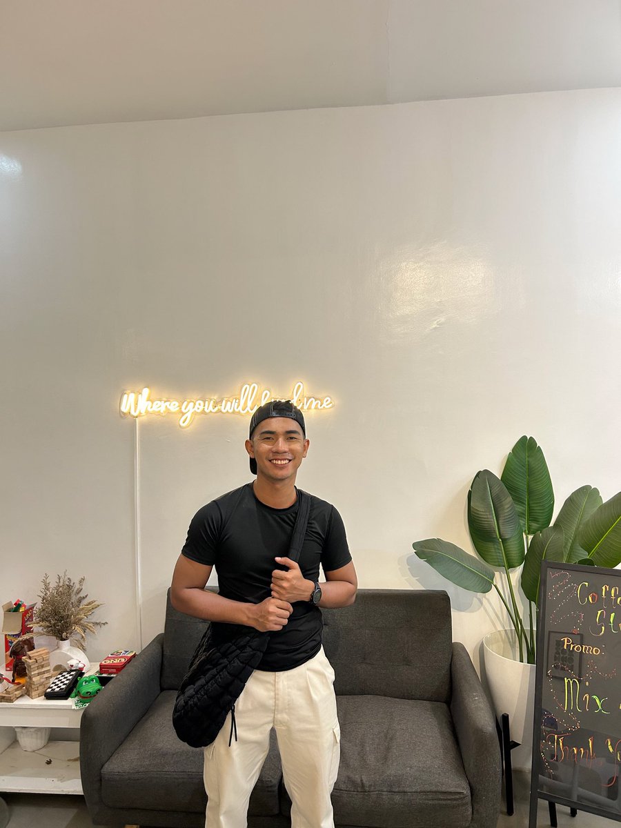 RadDee25's tweet photo. My soul is bound to yours🫀
See you soon Lly🫀🥺
#Ron’sownership https://t.co/RAzZz9732j
