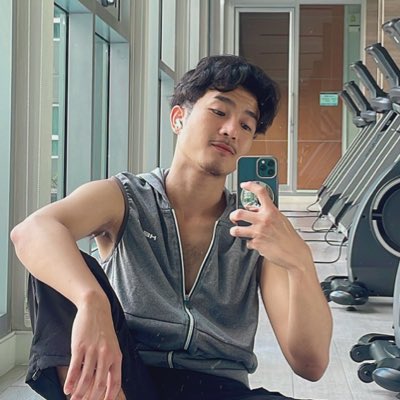 คิดงานไม่ออกอย่าไปฝืน หากิจกรรมอื่นที่ต้องใช้แรงทำสักหน่อย เดี๋ยวไอเดียมันก็มาเอง #NewProfilePic