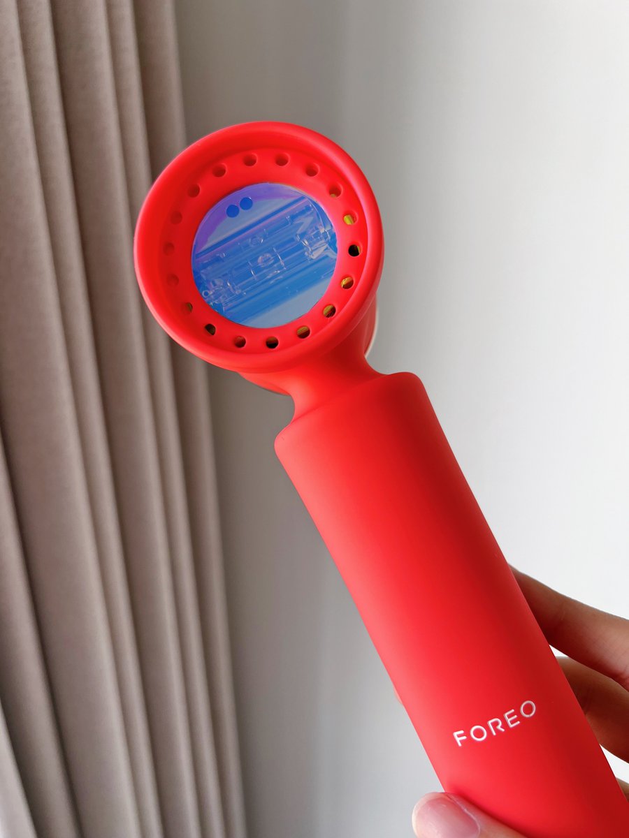 moonmoonreview's tweet photo. แล้ววิธีใช้ก็ง่ายมาก เสียบปลั๊ก FOREO PEACH 2 เริ่มเชื่อมต่อผ่านแอป FOREO พอเครื่องทำงานก็กดเลือกระดับ > โกนขน > เริ่มยิงเลย กดปุ่มค้างไว้แล้วลากไปตามพื้นที่ ที่ต้องการได้เลยนะ จบปึ้ง! 👍🏻

พิกัดซื้อ📌 https://t.co/CERU1M1nBX

#FOREOPEACH2 #FOREO #FOREOThailand #กำจัดขน https://t.co/iFnlz2zrr4
