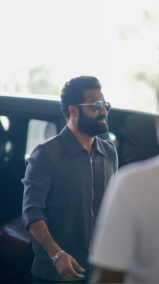 NTRArtsOfficial's tweet photo. THE HUNT BEGINS…🔥🔥

Man of Masses @tarak9999 sets off to join the shoot from April 22nd 💥💥

ABSOLUTE MAYHEM 🌋 

#NTRNeel
#PrashanthNeel @MythriOfficial @NTRNeelFilm @Tseries https://t.co/C6AMcGNrIx