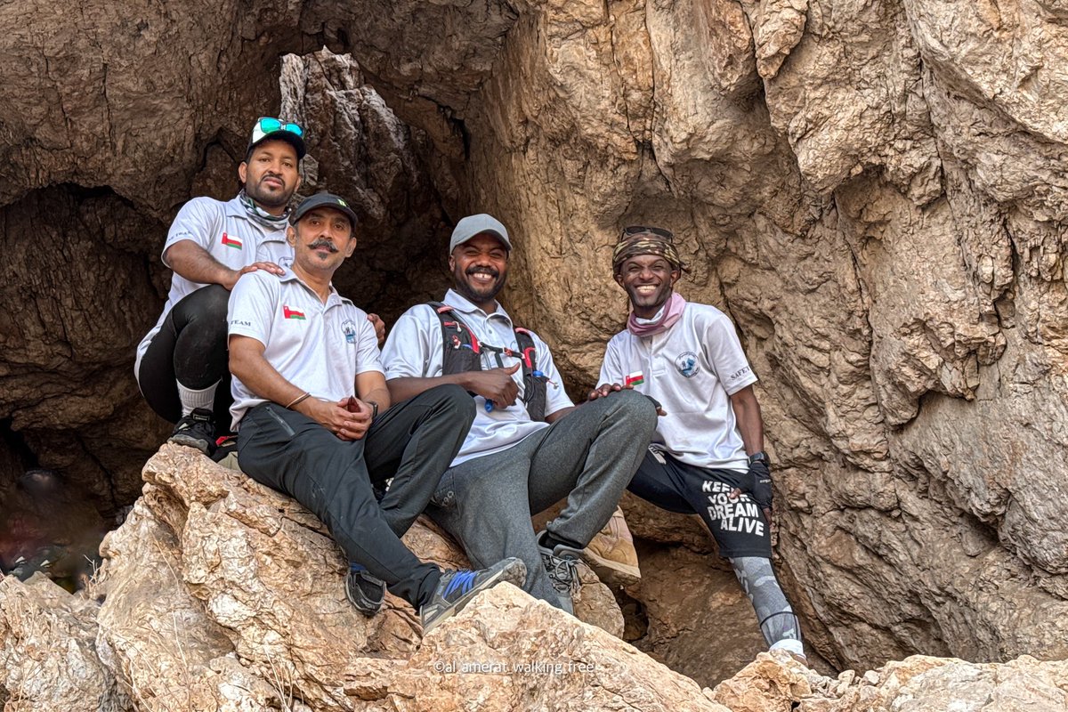 alameratwalking's tweet photo. نظّم فريق العامرات للمسير الحر مسار “كهف الثغور” بولاية العامرات، بمشاركة عدد من هواة ومحبي رياضة المشي، في أجواء مفعمة بالحيوية وروح التعاون، وسط طبيعة خلابة تعكس جمال التضاريس العُمانية وروعة المغامرة https://t.co/v3jMrTVpBa