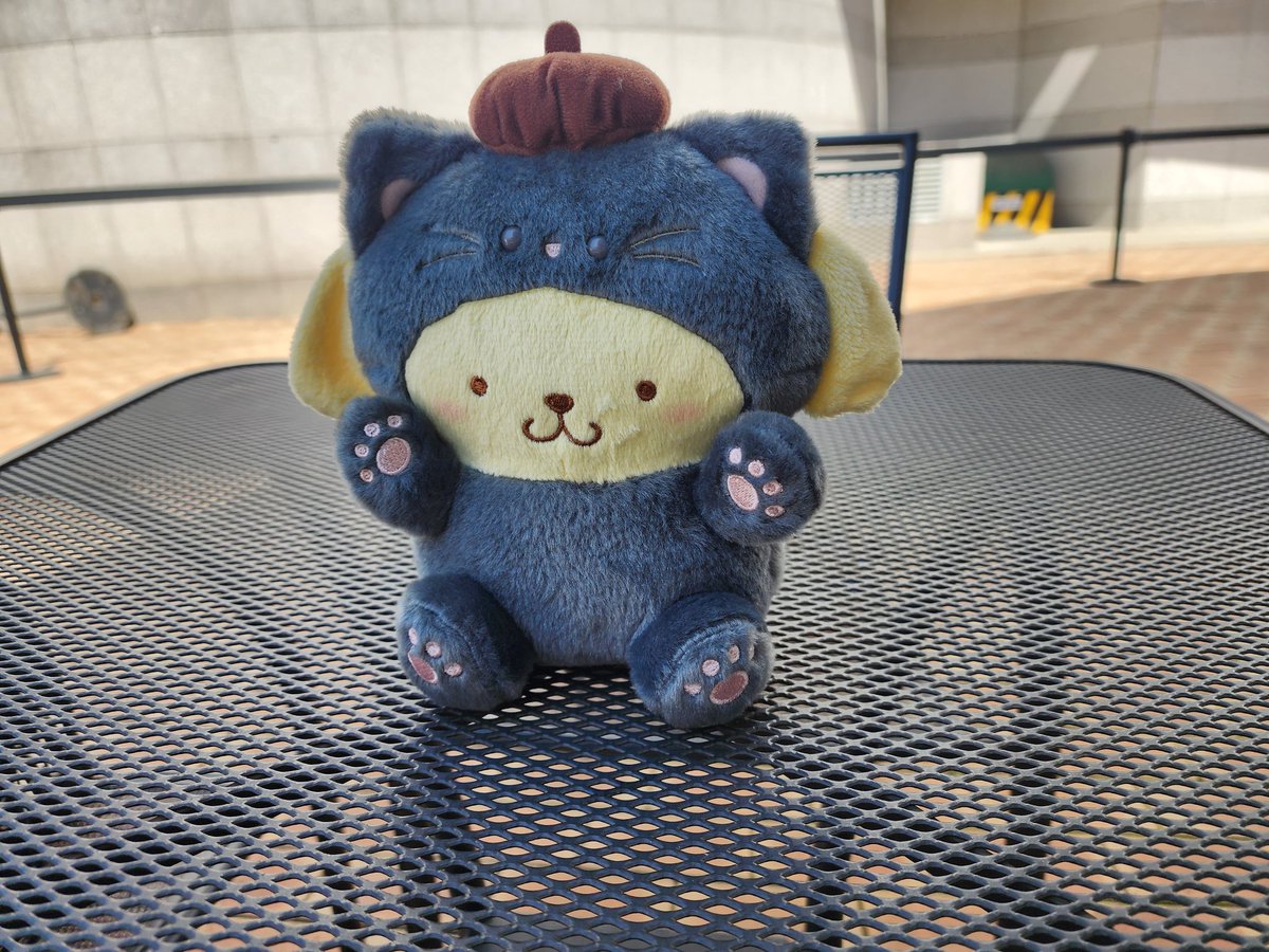 🍀슬로건 현장수령
- 2일차
14 : 30 - 15 : 00

✔️ MD부스 옆 인형이 올려져있는 곳에서 진행됩니다
꼭 시간 안에 수령해주세요!!
✔️ 소량 현장 판매 진행됩니다!