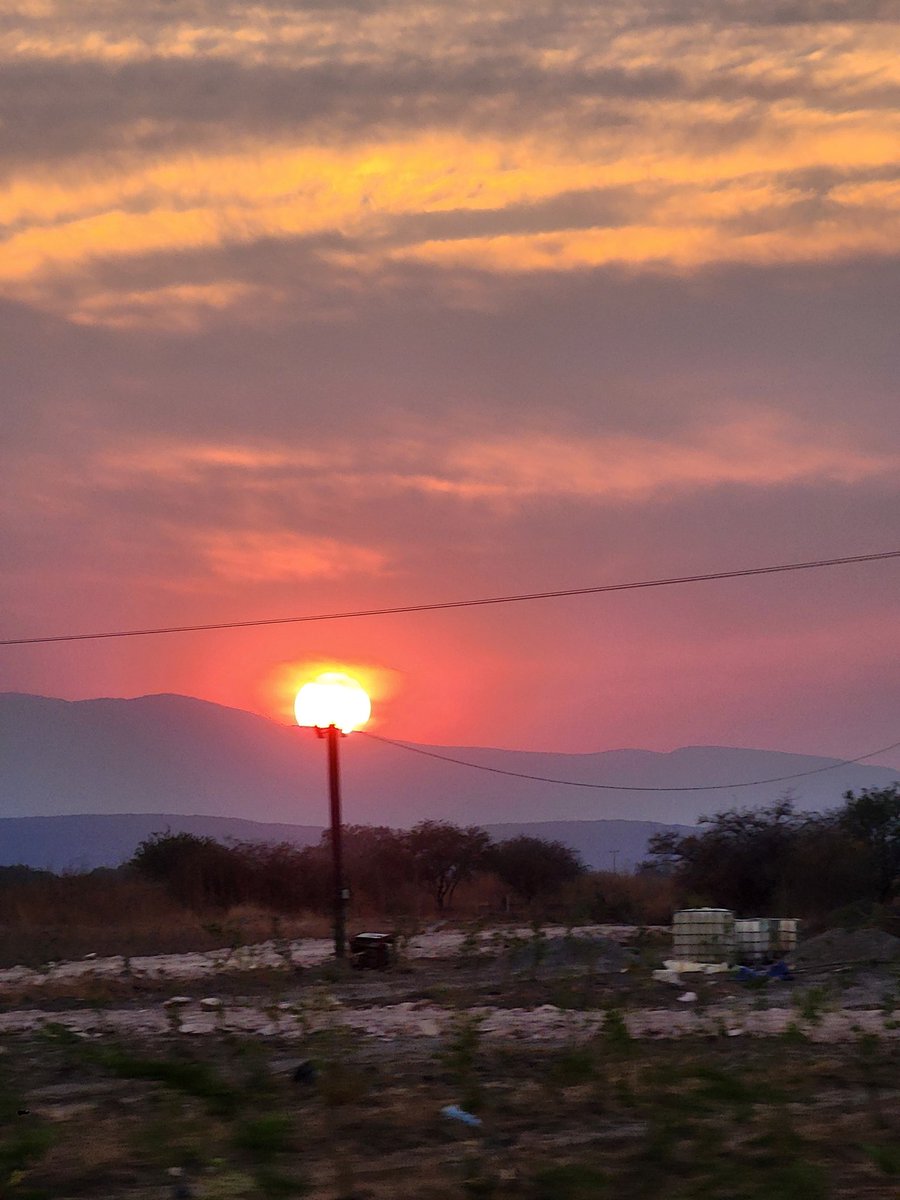 joeleriper's tweet photo. Amanecer del 19/04/2025 https://t.co/mm5DEWmSLr
