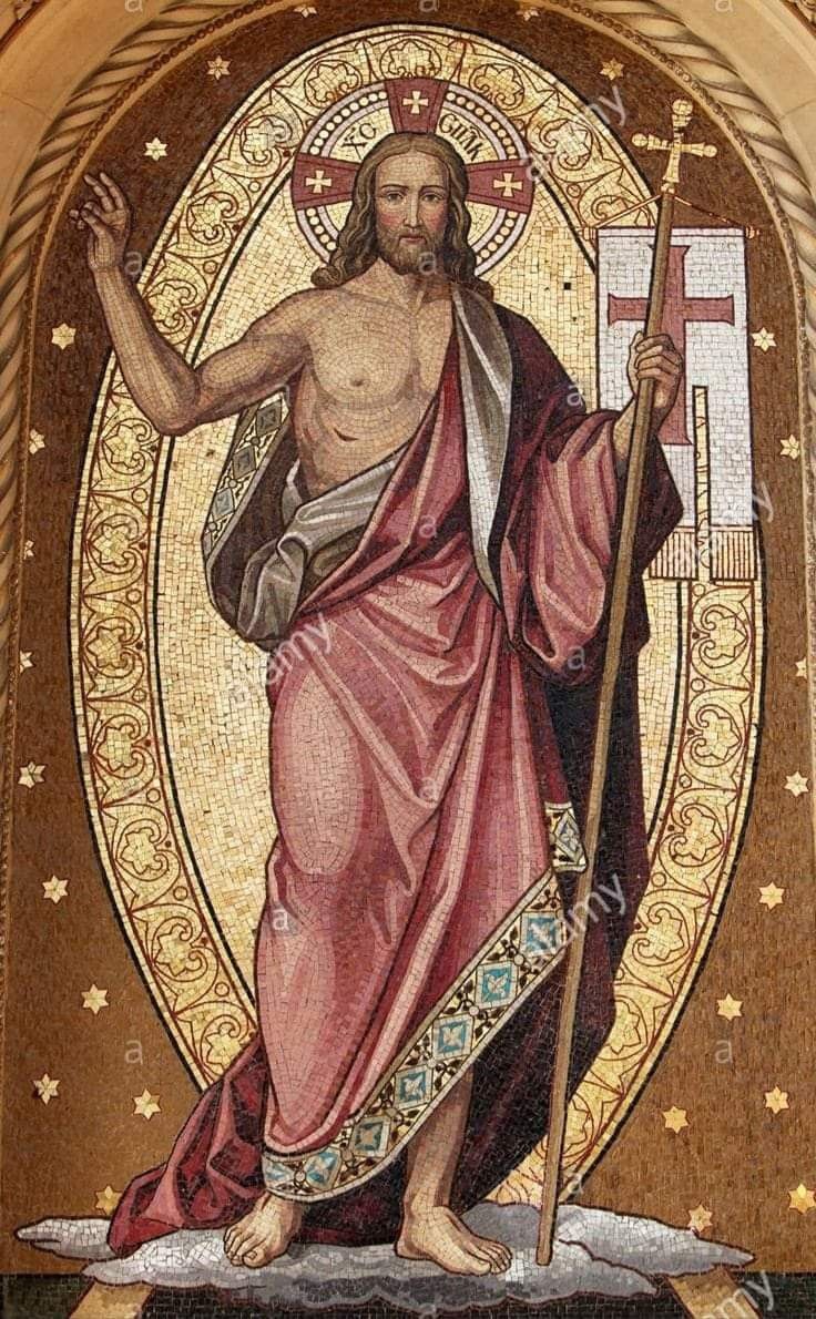 SacerdosMariae's tweet photo. La Resurrección de Cristo lo cambia TODO.
No es solo el final glorioso de la Pasión.
Es el corazón de nuestra fe.
Es la victoria de la Vida.
Y hoy más que nunca, necesitamos proclamarla.
¡Aquí un hilo para dejar que resuene en nuestro corazón!

1. "Si Cristo no ha resucitado, vana es nuestra fe" (1Cor 15,17).
No es opcional:
¡Cristo ha resucitado de verdad!
Y esto lo cambia todo.
Su Resurrección no es símbolo ni mito, es un hecho real, histórico y glorioso.
✝️✨

2. El Catecismo lo afirma con claridad:
"La Resurrección de Jesús es la culminación de la Encarnación" (CIC 653).
Jesús no solo murió por nosotros, sino que vive para siempre con un cuerpo glorioso.
¡Él ha vencido a la muerte!
🕊️

3. El sepulcro vacío es el primer gran signo.
Las mujeres lo encontraron abierto.
"¿Por qué buscáis entre los muertos al que vive? No está aquí, ha resucitado" (Lc 24,5-6).
¡El Viviente ha vencido!
⛪✨

4. Luego vino lo más grande: las apariciones del Resucitado.
Jesús se deja ver, tocar, comer con sus discípulos.
"Paz a vosotros" (Jn 20,19).
No es un espíritu: ¡es Él!
Vivo, glorioso, cercano.
👣❤️‍🔥

5. "La Resurrección es obra de la Santísima Trinidad" (CIC 648).
El Padre glorifica, el Hijo toma su vida, el Espíritu lo vivifica.
¡La Trinidad entera actúa para darnos Vida!
🔥👑🕊️

6. La Iglesia proclama con gozo:
"La Resurrección de Cristo es fundamento de nuestra esperanza" (Benedicto XVI).
Si Él vive, también nosotros viviremos.
¡Nuestra meta no es la muerte, sino la Vida eterna!
🌅

7. Cada domingo celebramos la Resurrección.
Por eso la misa dominical es tan importante.
Es el Día del Señor, el día de la victoria,
el día que nos abre el cielo.
¡Celebra con fe cada Eucaristía!
⛪🕊️

8. No se puede ser cristiano sin creer en la Resurrección.
Es el centro del anuncio apostólico.
"A Jesús lo matasteis, pero Dios lo resucitó" (Hch 2,23-24).
¡Proclamémoslo sin miedo!
📢✝️🔥

9. Vivamos como resucitados:
con alegría, esperanza y fe firme.
"Quien cree en mí, aunque haya muerto, vivirá" (Jn 11,25).
El sepulcro está vacío.
¡Cristo vive! ¡Aleluya!
🕊️✨