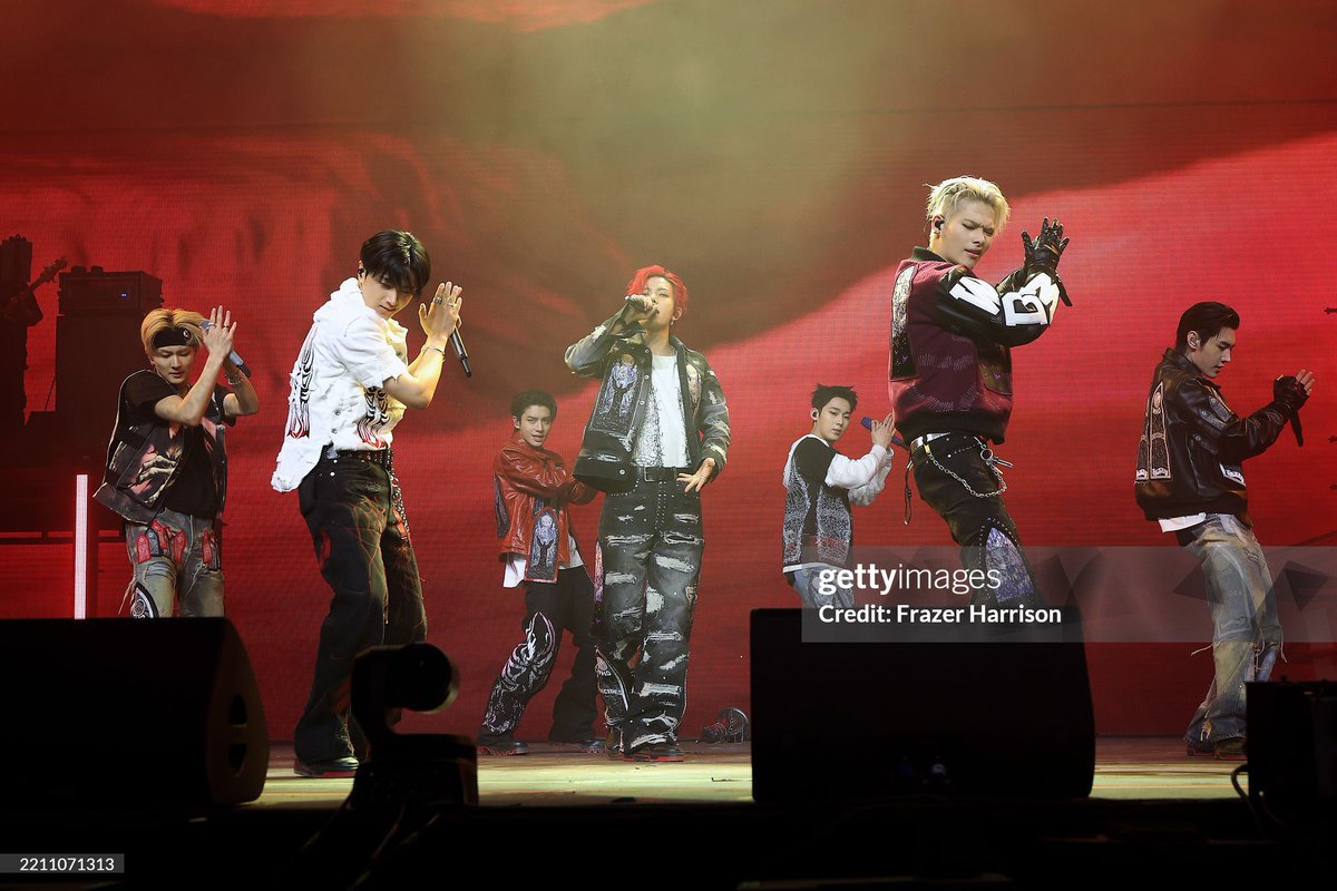 lheesoftie's tweet photo. I’M SO PROUD OF MY SEVEN STARS🔥

#ENCHELLA #ENHYPEN #COACHELLA2025 https://t.co/A4nvygnLmU