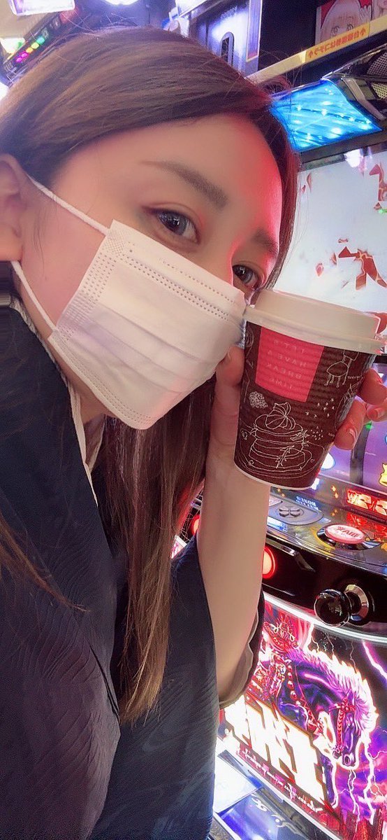 ziutu's tweet photo. 《#ヒロキ東口店 様》

ランちゃんず出玉稼働レポ🎶
⏰1400現在⏰

金太郎
3000over📈٩(〃._.〃)ว

モンキーターン
3000over📈٩(〃._.〃)ว

ゴッドイーター
3000over📈٩(〃._.〃)ว
2000over📈ꈍ .̮ ꈍ

マギアレコード
2500over📈ꈍ .̮ ꈍ

ルパン
2000over📈ꈍ .̮ ꈍ×2

バイオ
2000over📈ꈍ .̮ ꈍ

モンハン
2000over📈ꈍ .̮ ꈍ

かぐや
2000over📈ꈍ .̮ ꈍ

新台マギアレコード🈵
東京喰種🈵
バイオ5🈵

北斗も高稼働ちう( ✧Д✧) YES!!

お昼過ぎたくらいから
ジャグラーのシマ🤡
全体的に稼働(๑˃̵ᴗ˂̵)و ﾖｼ!
89%稼働ちう_(っ'o'c)_💕︎

わたしはこんぶ茶で闘魂注入ダァ( ᐛ )

#PR
#ヒロキ東口店 さま
#スロミュー