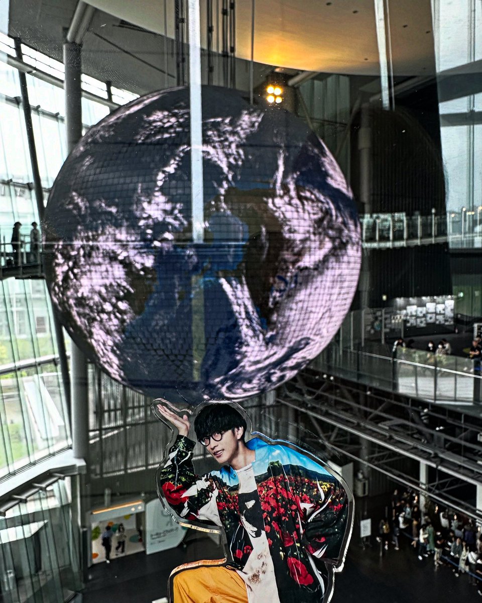 errie's tweet photo. マサヨーシのアトラス。
#GeoCosmos
#オーイシマサヨシ https://t.co/PomC1lDB5O