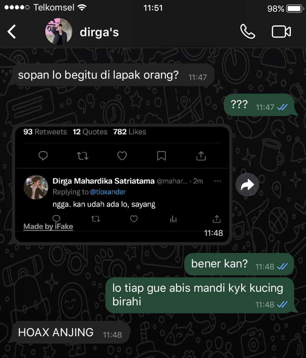 bluyourheart's tweet photo. #dewtee very short au

—gimana kalau buaya teknik sipil jadian sama playboy teknik sipil?

cw! bl, k1ss, harsh words.
!! ignore the typos &amp; time stamp.

note: ini timelinenya ga di satu hari semua, ya 🙂. https://t.co/VJ25kG3I1v