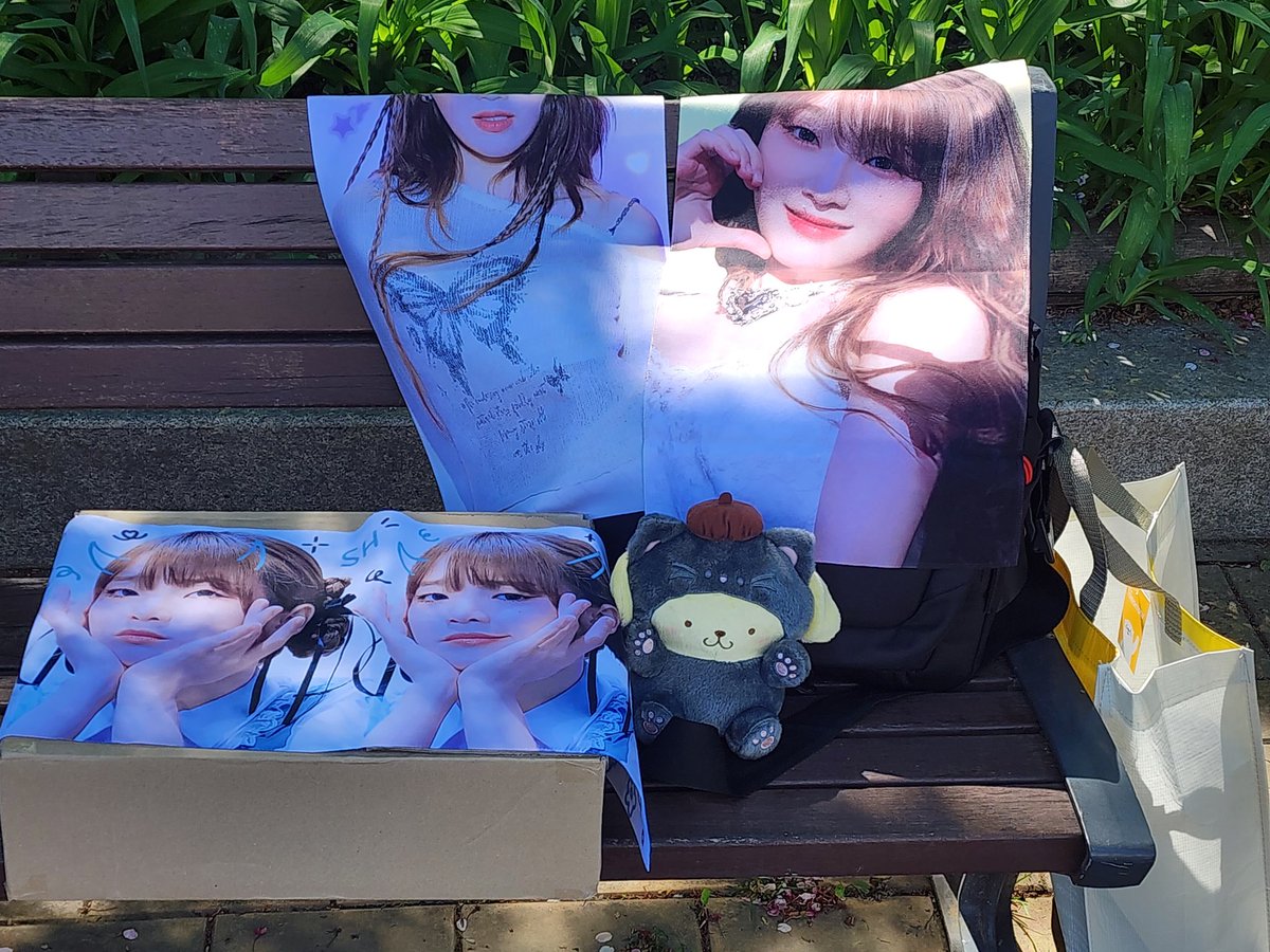 MD 부스 맞은 편 벤치로 옮겼습니다~