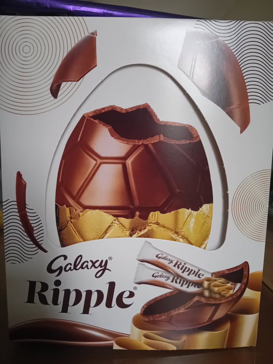 LOOK WHAT THE EASTER BUNNY LEFT ME!!!