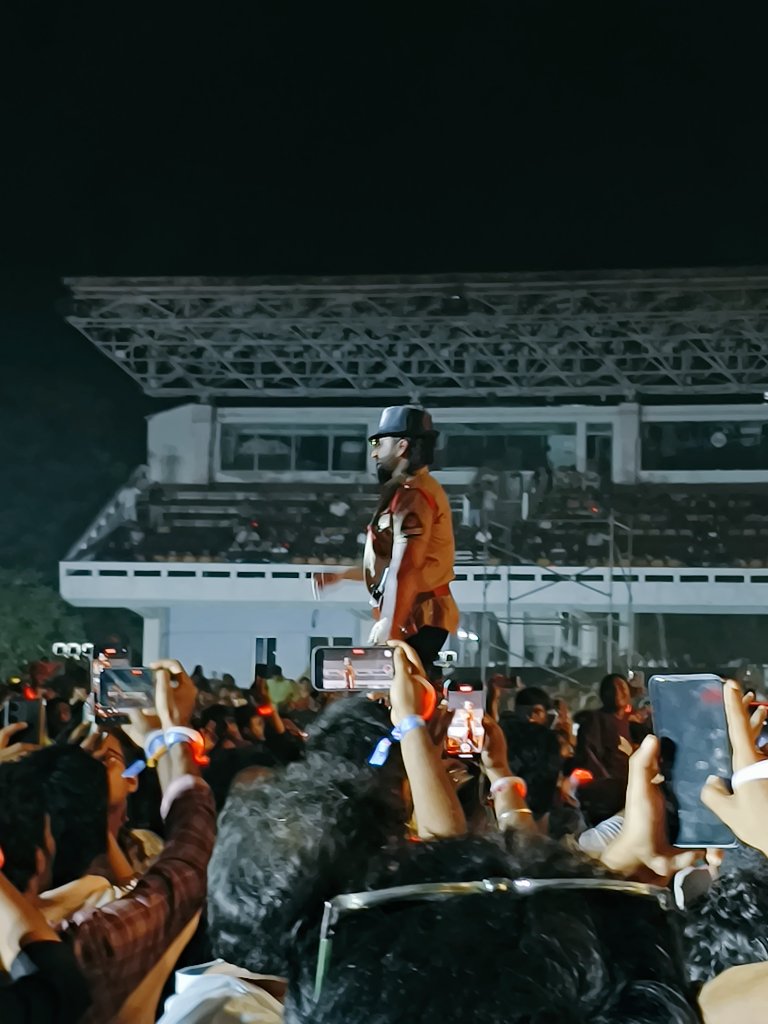 MrSaiReddy_'s tweet photo. Had an amazing day -19/04/2025
Unforgettable experience
What an energy myaan @ThisIsDSP 🔥🤑

#Dsp #dspconcert #Vizag https://t.co/9ki57mT1h2