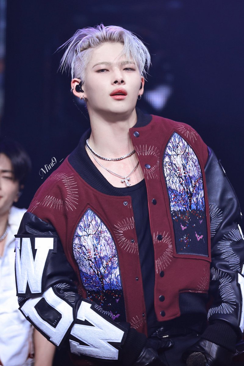 250419 Coachella
🕶️
#니키 #NI_KI