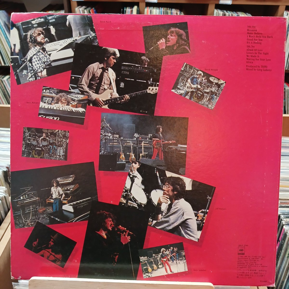 ♥거꾸로가는음악시간♥                                        ☎ 010~3330~3765/smartstore.naver.com/lppan
방문 구매 고객 수입 LP 1장 랜덤 무료 증정