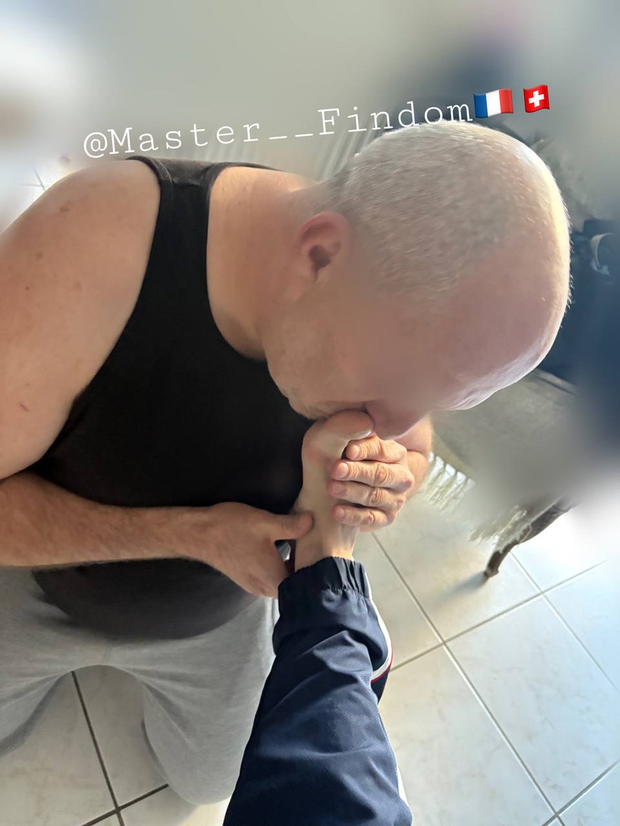 Master__Findom's tweet photo. 😈Encore une salope qui à attendue son tour pour venir me poncer les panards un sacrée apéro pisse pour ce pig à qui le tour ?
Tu veut voir la suite c'est ici : https://t.co/05mCqX9xsz
@PlayFetish #master #slave #kiffeur #pig #batard
#pied #panard #piedalpha #gaypig https://t.co/mGRGOhzZ3P