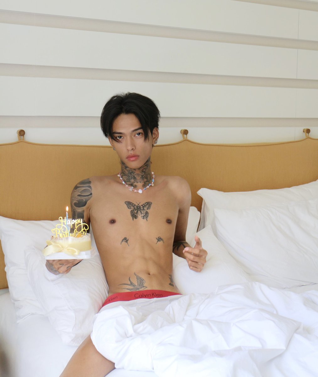 27 birthday morning🥱