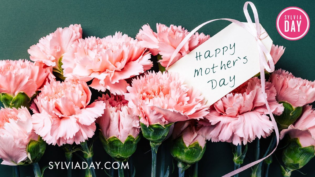 Celebrating the mothers and nurturers who raise us in love! 💐❤️