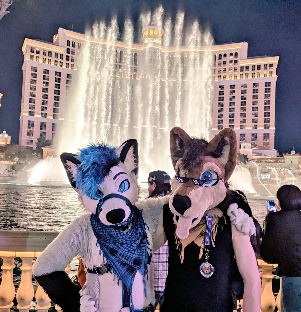 WE MADE IT! 
With my beautiful boy <a href="/RiyoRiyote/">Riyo ➡️ Scotia, NFC, LVFC</a>
📸 : <a href="/Vox_Draconis/">Vox Draco</a>