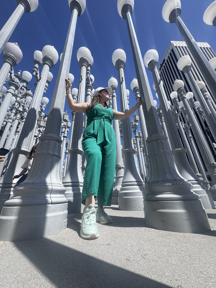 ariannerohan's tweet photo. LACMA 🫶🏻 https://t.co/1pQ0Vzrpjb