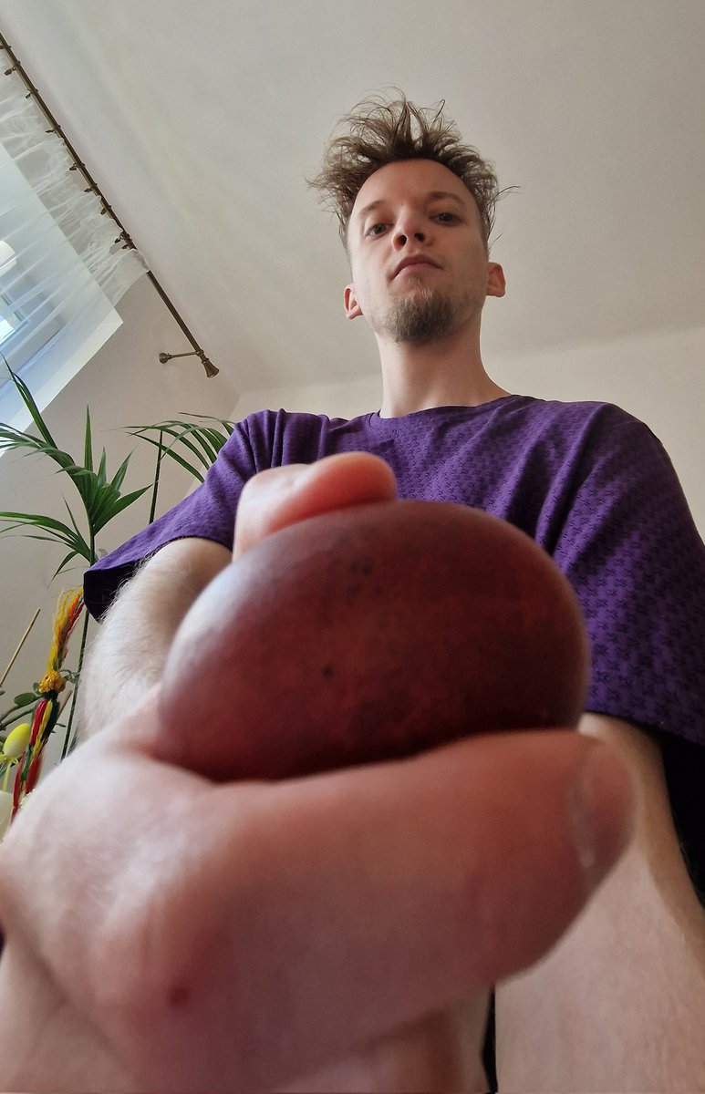 Mr_Chucken's tweet photo. Wesołego jaja.

Masz, święcone https://t.co/Fcmt6RrUJK