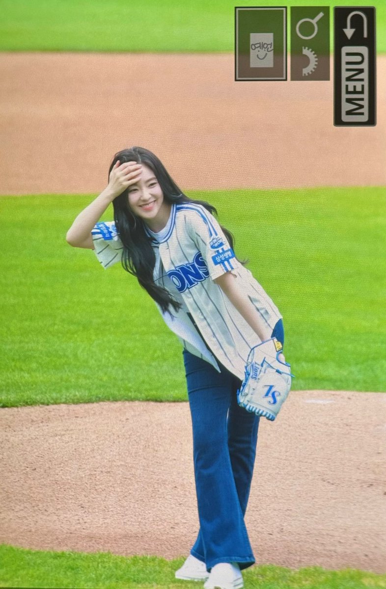 ooo0329's tweet image. #IRENEXSAMSUNGLIONS
#아이린_삼성라이온즈_시구

#아이린 #IRENE