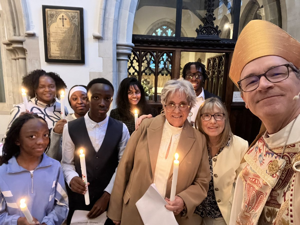 Graham Tomlin (@gtomlin) on Twitter photo Easter Eve confirmations last night. Light, hope and something stirring in the nation.... Easter Eve confirmations last night. Light, hope and something stirring in the nation....