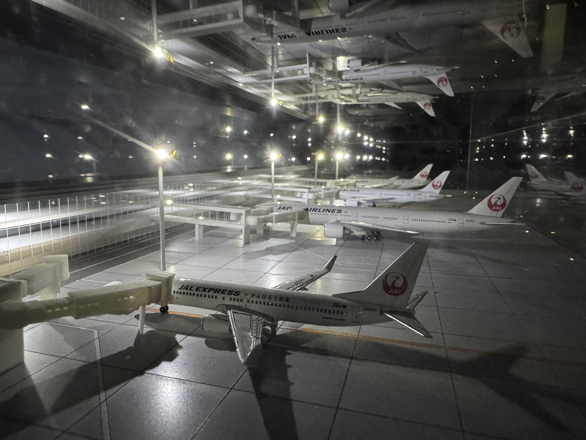 デルタグルーヴ/Delta Groove 滑走路 成田空港 ジオラマ 1/200 デルタグルーヴ (@delta_groove) / X