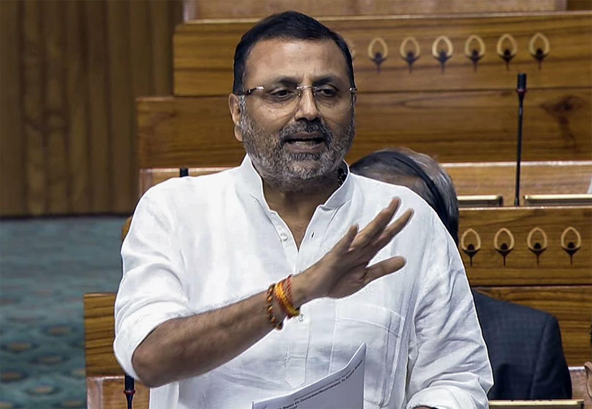 Amockx2022's tweet photo. MASSIVE BREAKING 🔥

The Supreme Court is likely to give belt treatment to BJP MP Nishikant Dubey 

If he gets suspended, BJP will lose Godda bypoll against INC+JMM

BJP will be down to 239 ☠️⚡☠️ https://t.co/ni6qCAcmgU