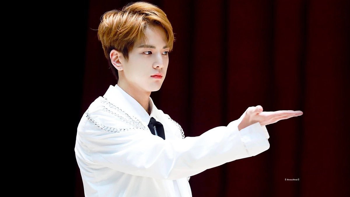 knyxdemonic's tweet image. un bañito y tocó ver a mis apestositos acá los #a͞𝑙chǝm𝕚st魂ːbo͞𝕪s todo porque la ocasión de hoy grita “happy #𝔉𝕚rst𓂀𝔜ǝa𝕣” ojito que no solo vine al #𝑓𝕒ns𝕥arꪆ୧日𝟙 a ver a los que son como uña y mugre, pq viva socializar 

  𝑓lo𝚠er 𝐡asʜ𝚒ra ❀𖥨᩠ׄ݁  #𝚛uby