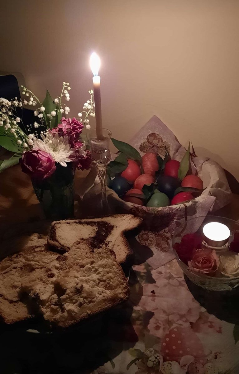 yumi_nero's tweet photo. Happy Easter to everyone celebrating! https://t.co/0WaEOHNtla