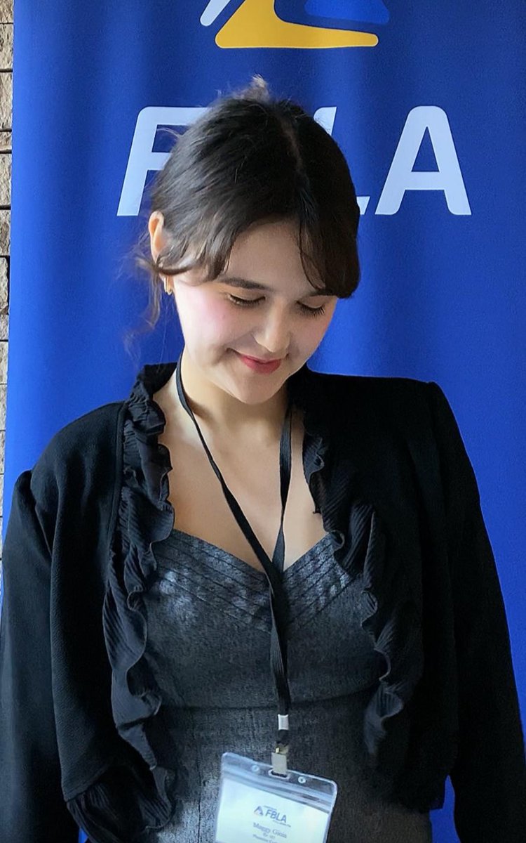 GioiaMaggy's tweet photo. Buona Pasqua a tutti , ci sarà un giorno in cui le menti brillanti lavoreranno non per distruggere ma per guarire. Quel giorno sarà l’inizio del futuro che meritiamo . 
L”umanità ha inventato tutto tranne il silenzio delle armi , il vero futuro si costruisce senza guerre https://t.co/Ria4rlGgFs