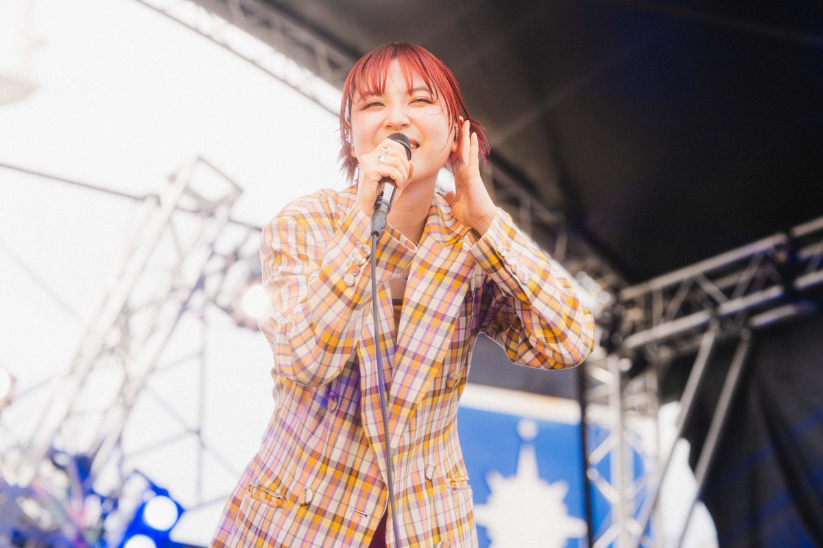 playbackfes's tweet image. --------------------------
   Furui Riho
--------------------------
軽やかなリズムで始まり、会場が一気に明るく🌈
しなやかで芯のある歌声が心地よく響きました✨
メロウな空気に乗って自然と体が揺れるようなステージでした！！

@furui_riho @furuiriho_staff
#FuruiRiho #playbackfes #PBF…