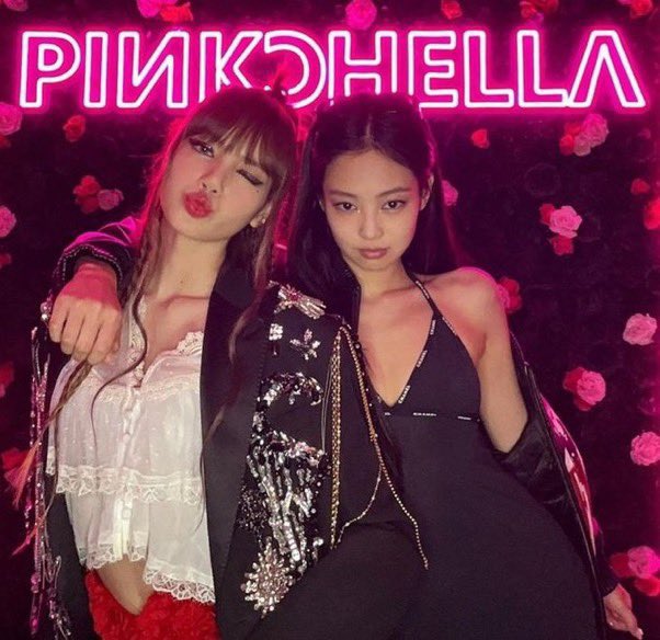 jnksxst's tweet photo. Jenlisachella you will always be my favorite🫶🏻 https://t.co/lsREUHgEA0